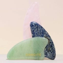 Crystal Contour Gua Sha -L:A Bruket Soldes 09 22 visuel inspi odacite gua sha