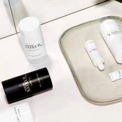 Holi(Stick) Sensitive Déodorant Stick Peau Sensible -L:A Bruket Soldes Agent Nateur inspi4 TINY 40d81b99 5cad 4f3f a88c 5091dbae4ebc