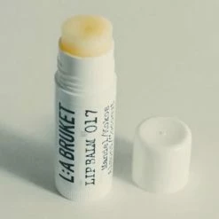 L:A Bruket Lip Balm Baume à Lèvres Protecteur 017 9 L:A Bruket Lip Balm Baume à Lèvres Protecteur 017 -L:A Bruket Soldes Capture d ecran 2023 03 01 a 15.59.59