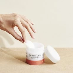 Radiance Renewal Pads Disques Régénérants -L:A Bruket Soldes ENCART INSPI Indie Lee Radiance Renewal Peel 1000x1000 1