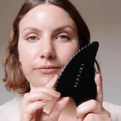 Gua Sha Peau D'Ange Corps -L:A Bruket Soldes Sans titre 7 491985a4 671d 4672 8d35 68cc54227832