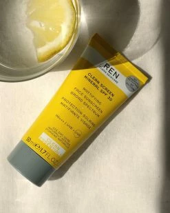 REN CLEAN SKINCARE Clean Screen Protection Solaire Matifiante Visage SPF 30 -L:A Bruket Soldes SolaireRENmatifiant post