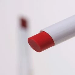 Baume à Lèvres Teinté 31 Baume à Lèvres Teinté -L:A Bruket Soldes lifestyle rouge